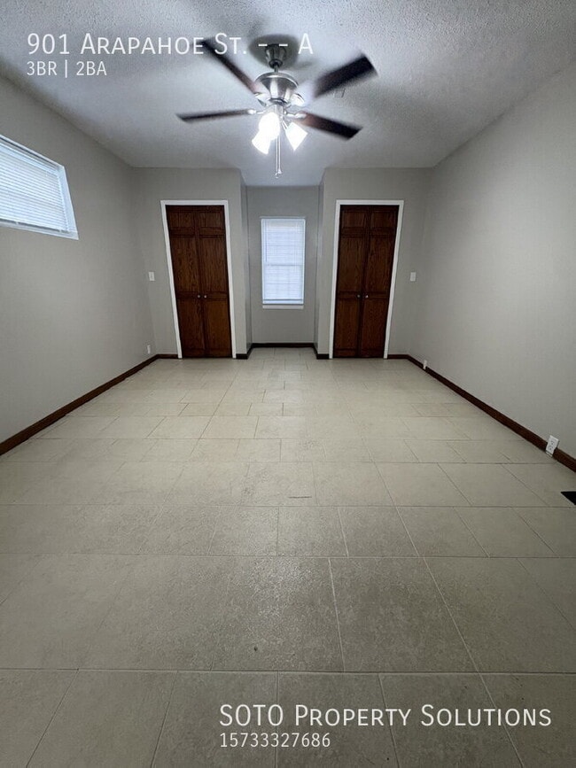 Building Photo - 901 Arapahoe Dr