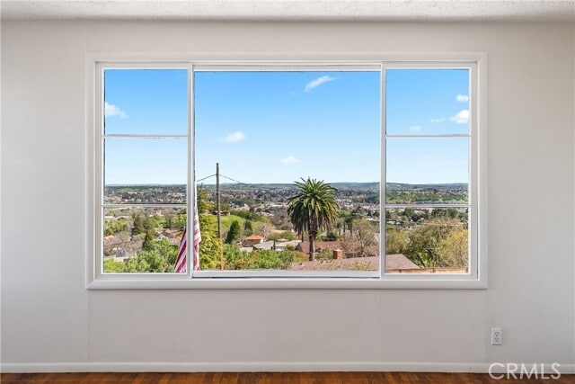 Building Photo - 549 Derby Ln