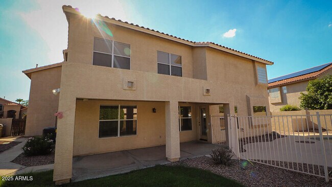 Building Photo - 7861 W Kerry Ln