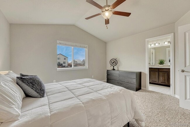 Building Photo - 10871 Saco Dr