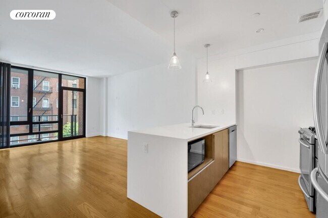 Building Photo - 2100 Bedford Ave