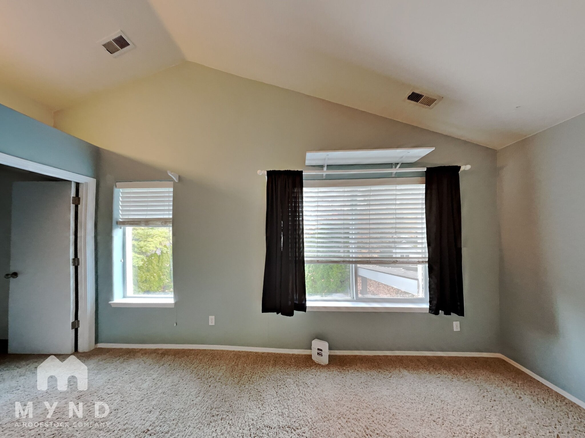 Building Photo - 20654 SW Sun Drop Pl