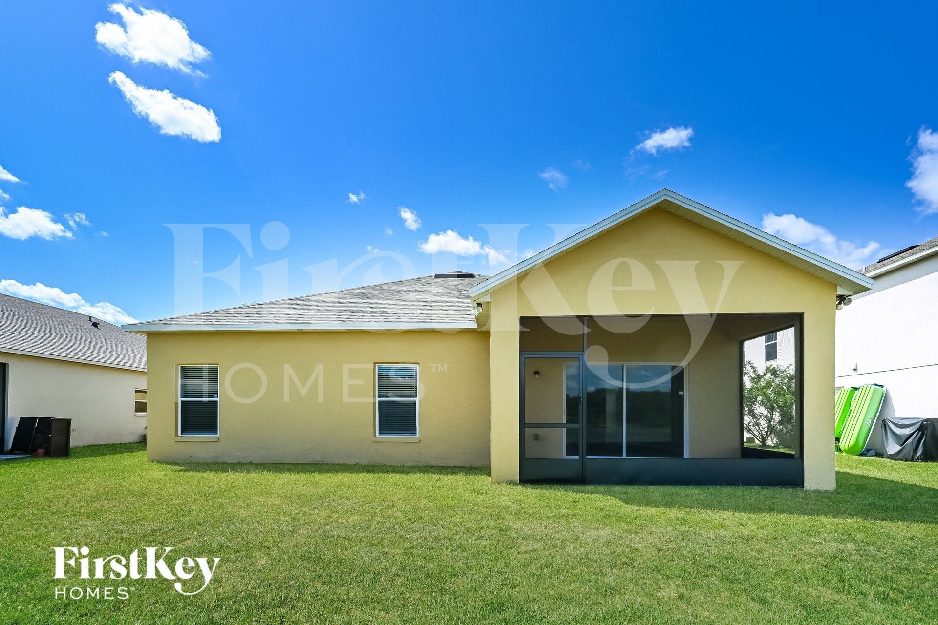 Building Photo - 200 Cabana View Way