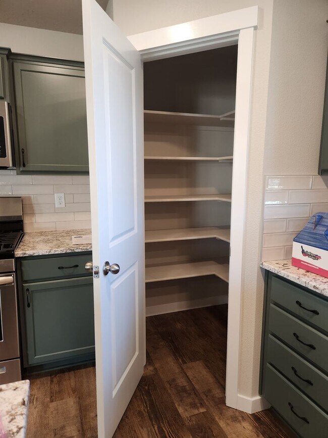 Building Photo - Beautiful 3 bed 2 bath home in Nampa just off Ustick and Midland Blvd