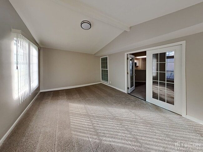 Building Photo - 11261 Salt Pond Dr E
