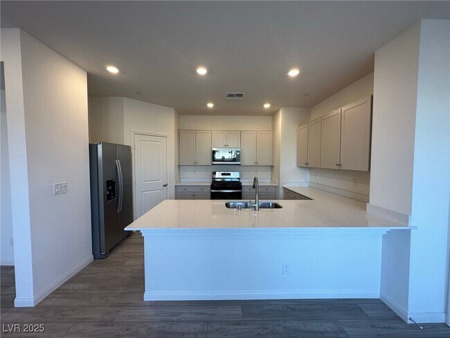 Building Photo - 3620 Bitonto Ln