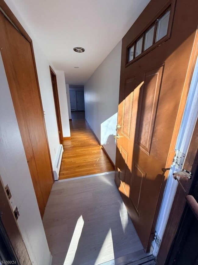 Building Photo - 237 Buena Vista Dr