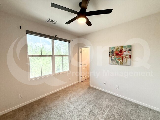Building Photo - 17769 W Cassia Way