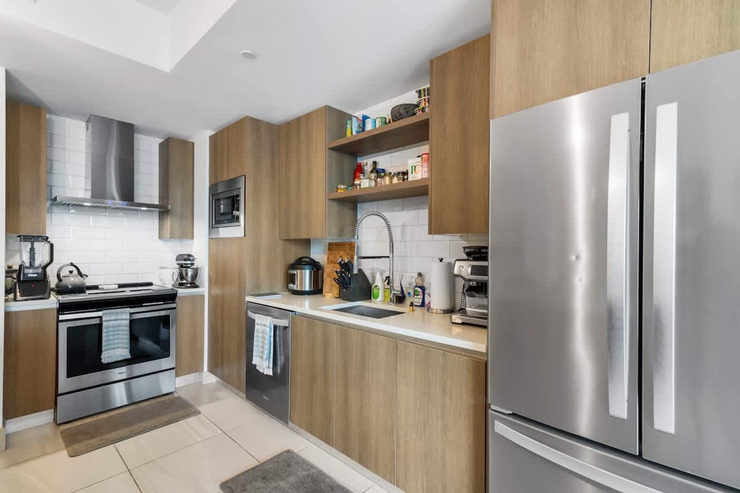 Building Photo - 298 SE 2nd Ave