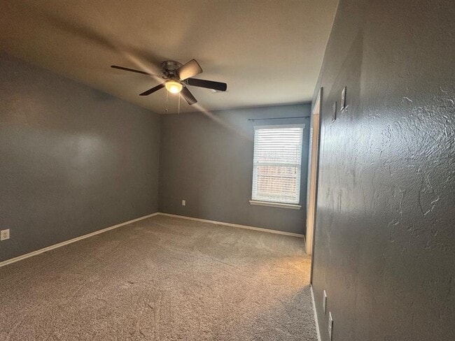 Building Photo - 1795 Bliss Cir