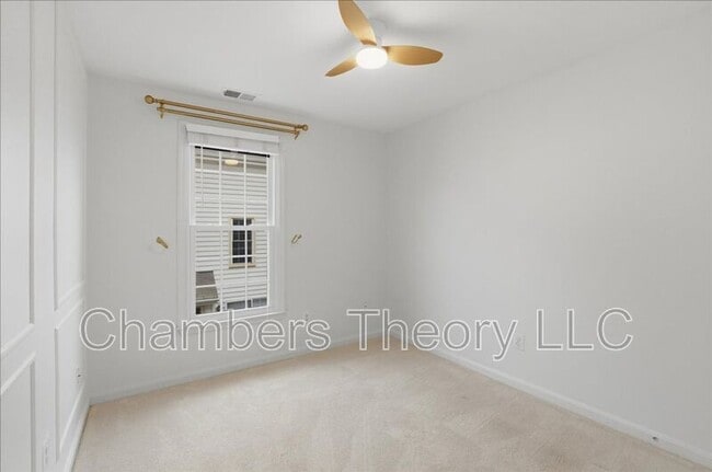 Building Photo - 4664 Kirkland Pl
