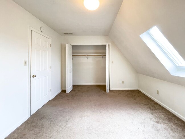 Building Photo - Yorktown School District