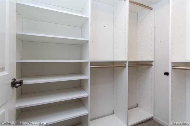 Building Photo - 24975 Bloomfield Ct