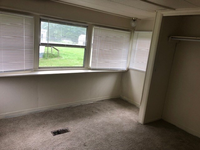 Building Photo - 1300 Franklin Rd