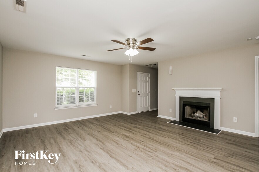 Building Photo - 541 Havenbrook Way NW