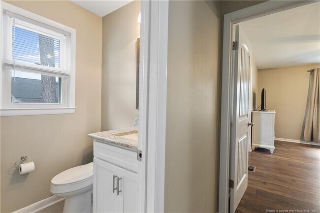 Building Photo - 2142 Baywater Dr