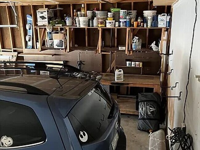 Building Photo - Spacious Home on a Large Lot in Villa Loma Neighborhood in D11