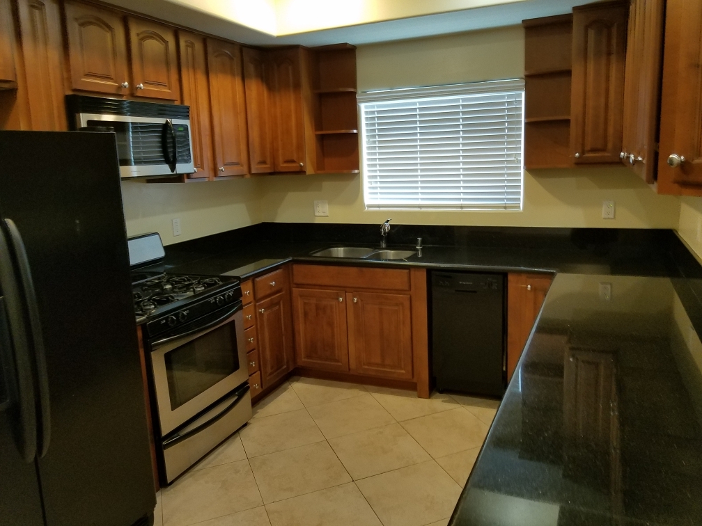 Kitchen - 6646 Sylmar Ave