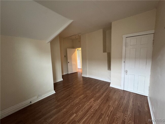 Building Photo - 548 Potomac Ave