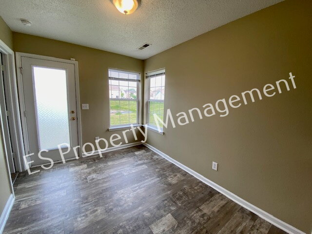 Building Photo - Wonderful 3 Bedroom 2 Bath Ranch Home in Lawrence Township!
