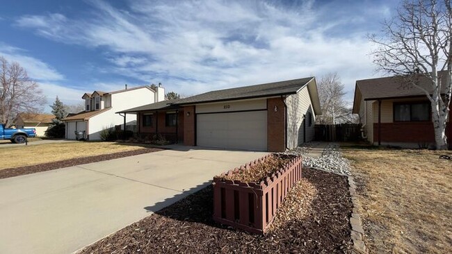 Building Photo - Great Home in Greeley