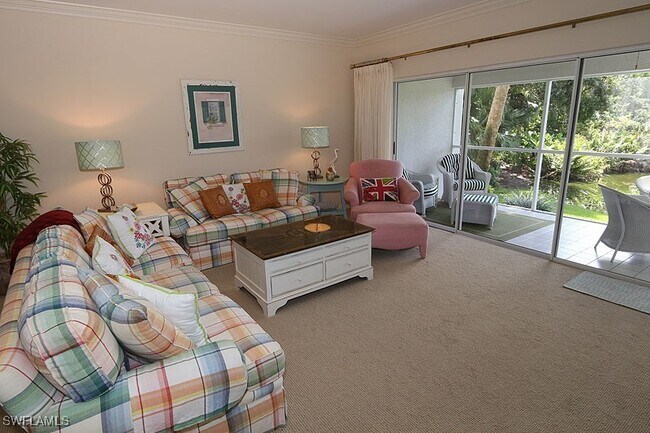 Building Photo - 4250 Lake Forest Dr