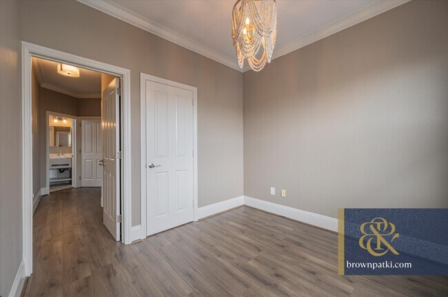 Building Photo - 520 Natoma St