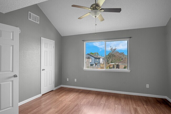 Building Photo - 6348 Dryad Dr