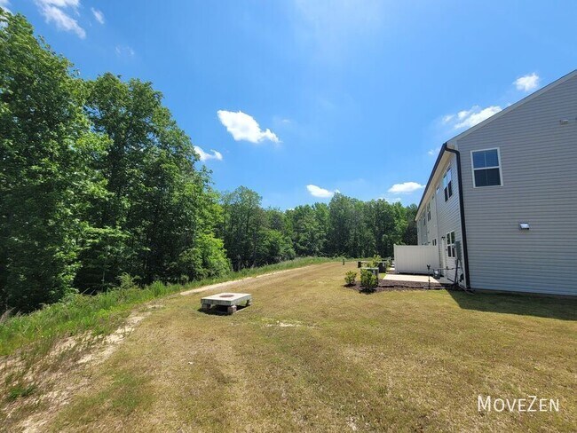 Building Photo - 808 Falls Grove Trl