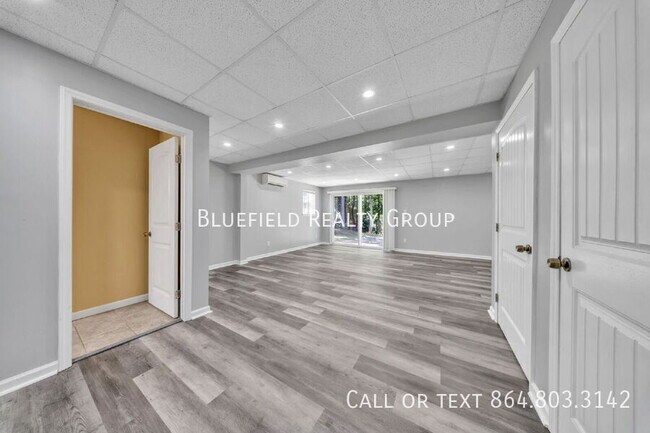 Building Photo - 306 Fieldgate Ct