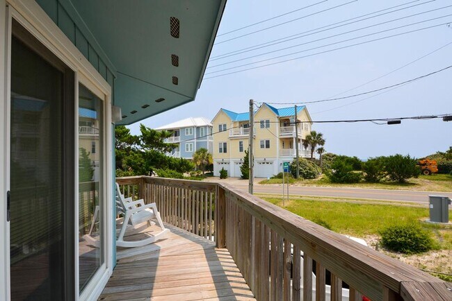 Building Photo - OFF SEASON RENTAL Topsail Island Furnished 2 Bedroom on the 2nd Row- Dog Friendly