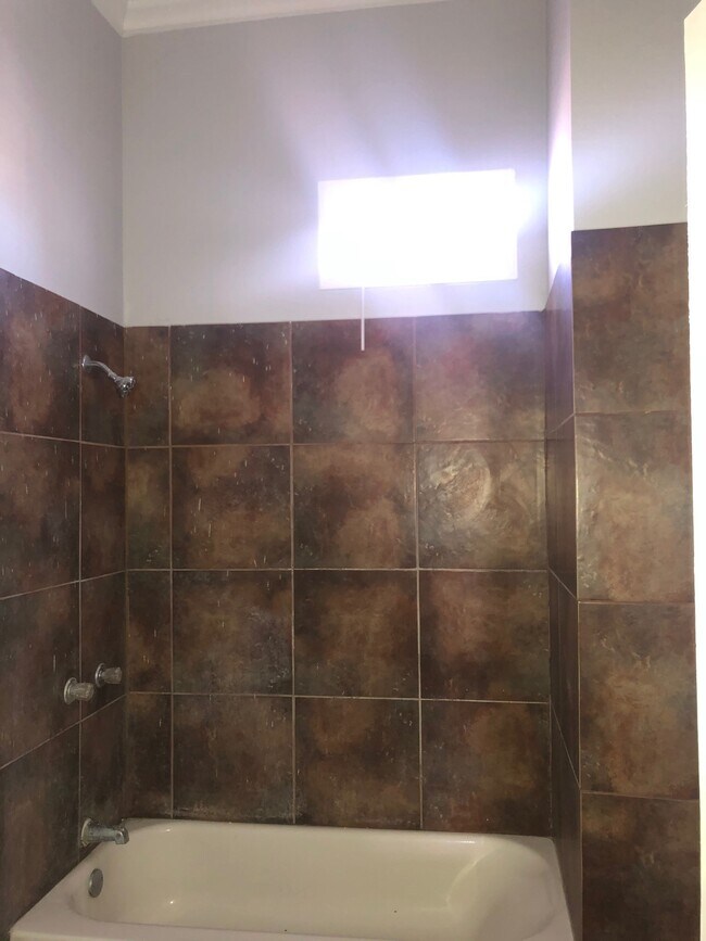 Building Photo - 2210 Sabine Pass Ave