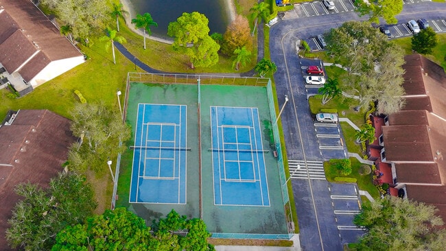 Building Photo - 603 Sea Pine Way