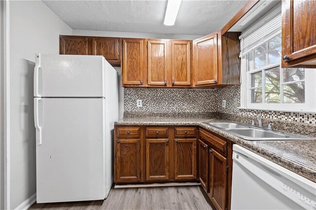 Building Photo - 5301 Stonebush Terrace
