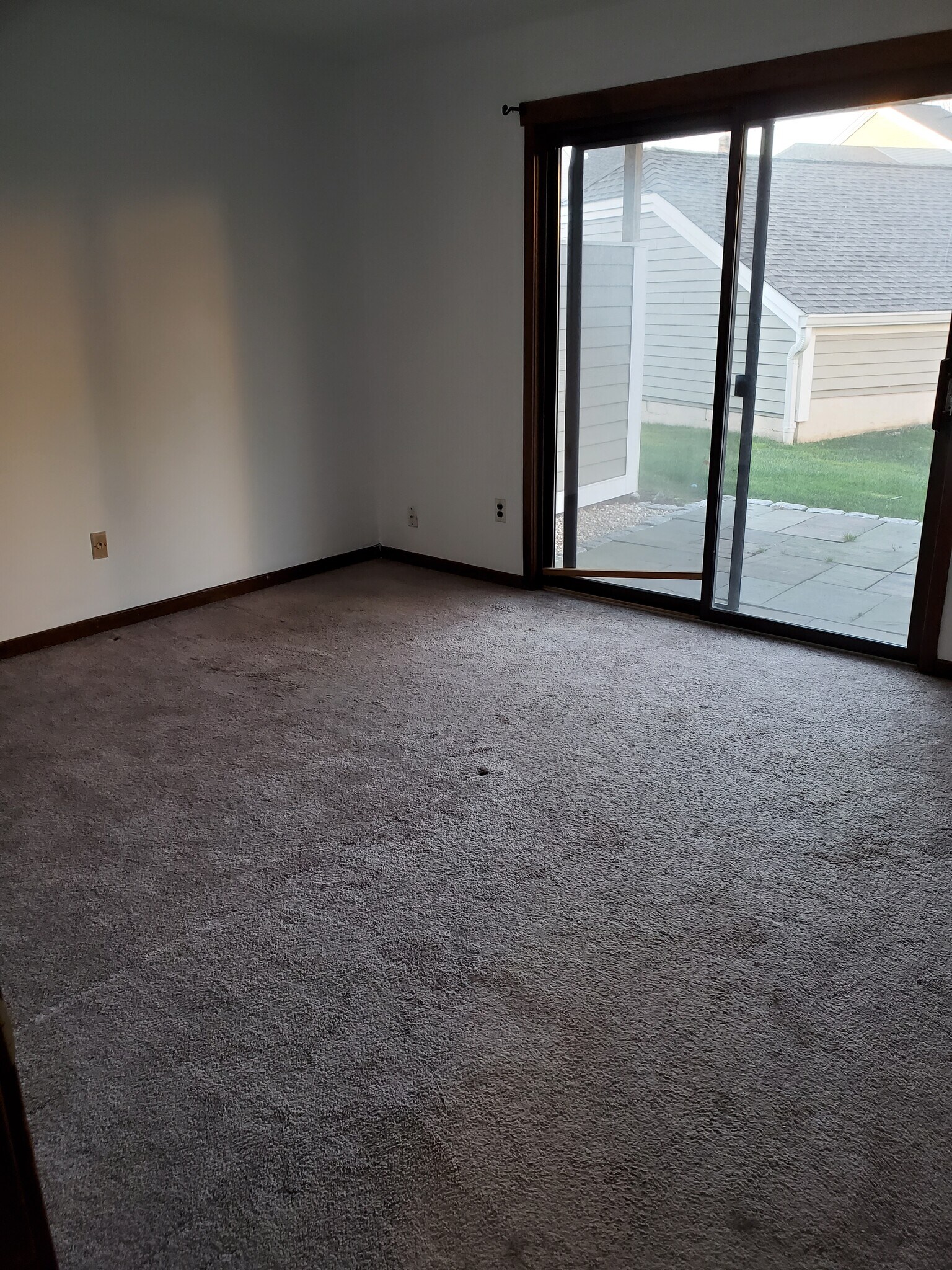 Carpet removed - 71 Aiken St