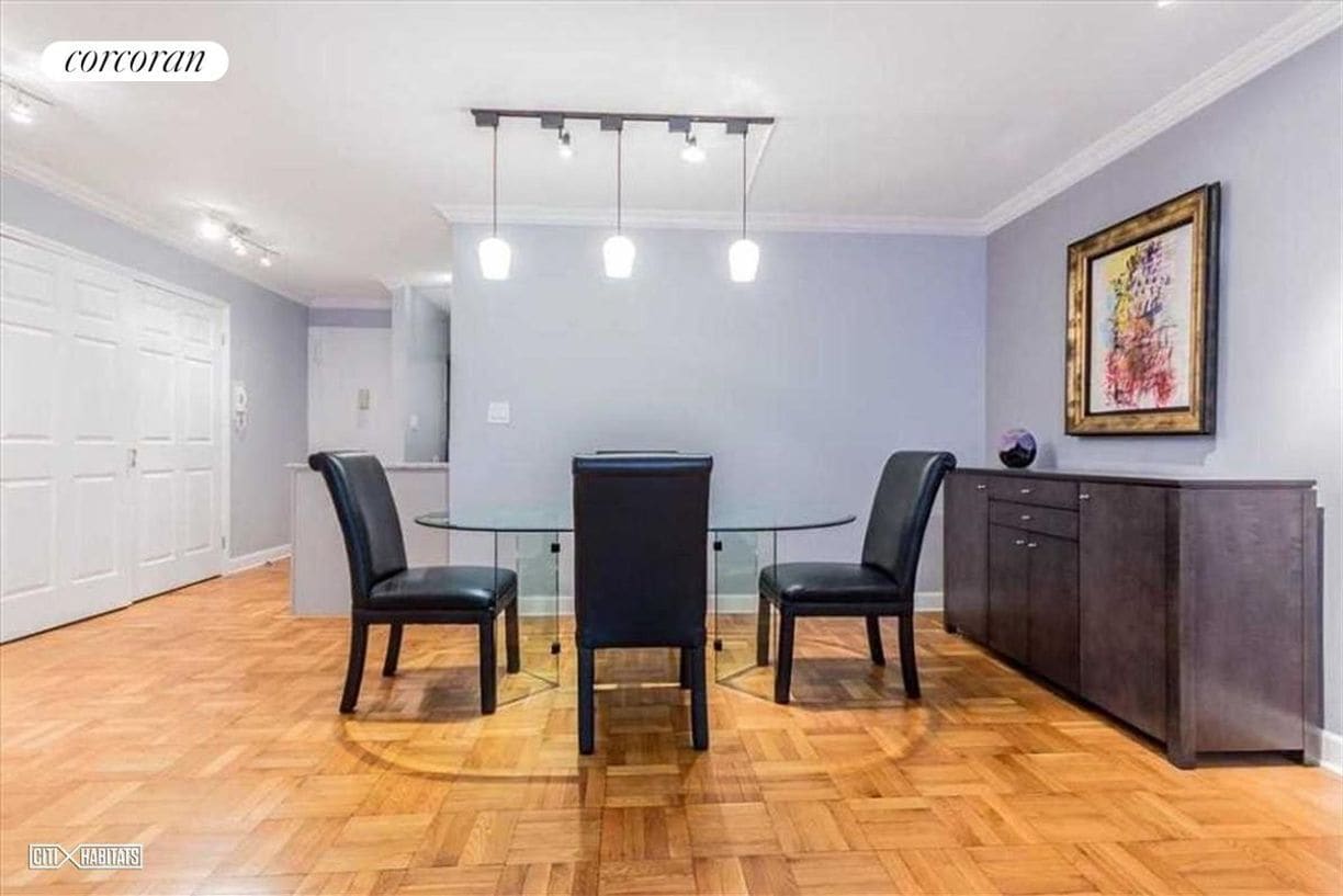 Building Photo - 139 E 33rd St