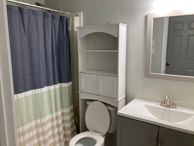 Primary Photo - 106 Leopold Square