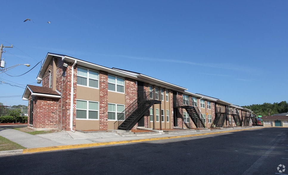 New Hope Homes Apartments 1646 W 45th St Jacksonville FL 32208