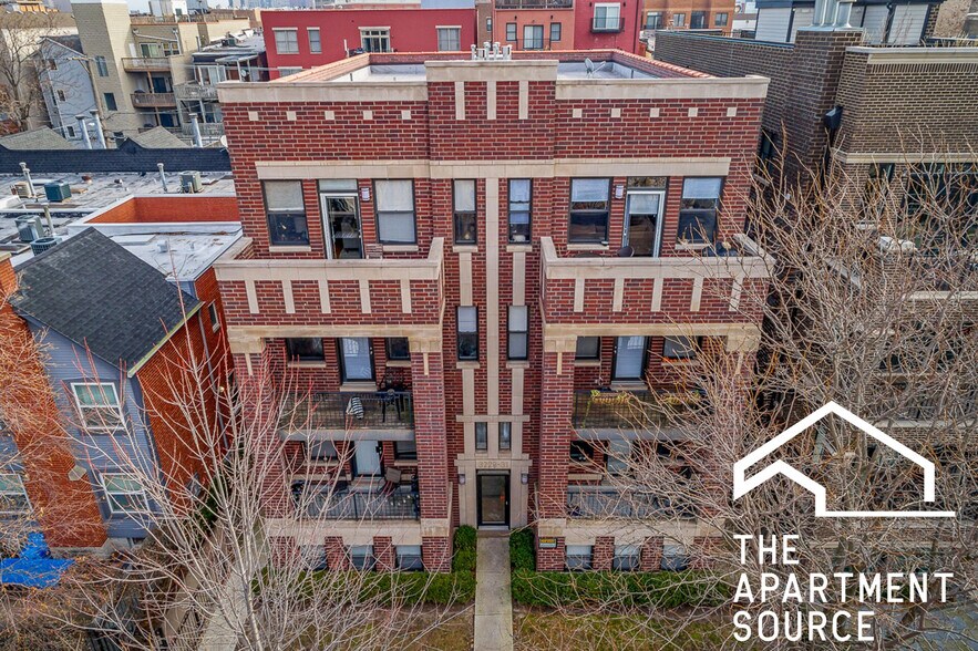 Building Photo - 3231 N Kenmore Ave