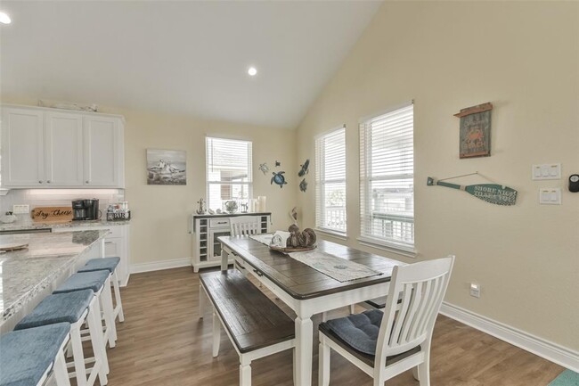 Building Photo - 4022 Fort Bend Dr
