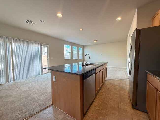 Building Photo - 8974 Don Valley Ave