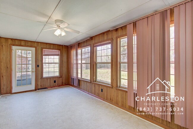 Building Photo - 1860 Piper Dr