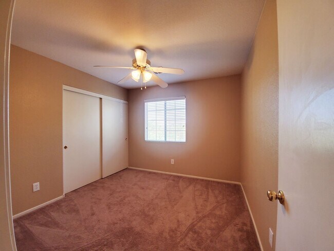 Building Photo - ACCEPTS SECTION 8 - BEAUTIFUL MUST SEE 3BD/2BA IN SOUTHWEST