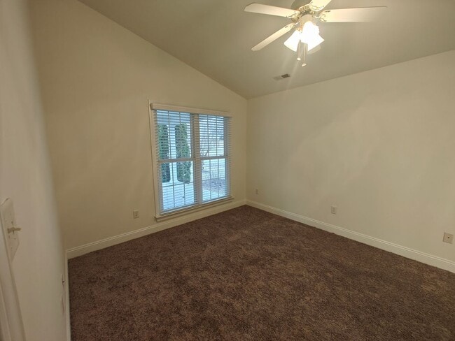 Building Photo - 2117 Old Homestead Pl