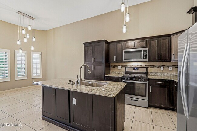 Building Photo - 14949 Jerry Armstrong Ct