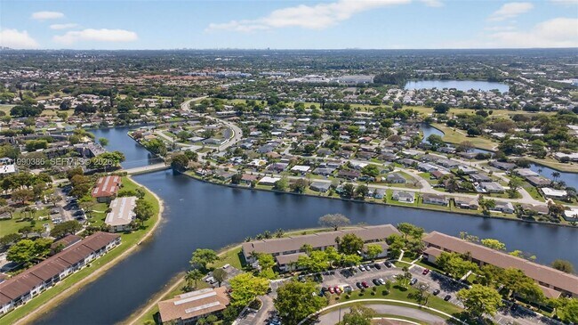 Building Photo - 9670 W McNab Rd