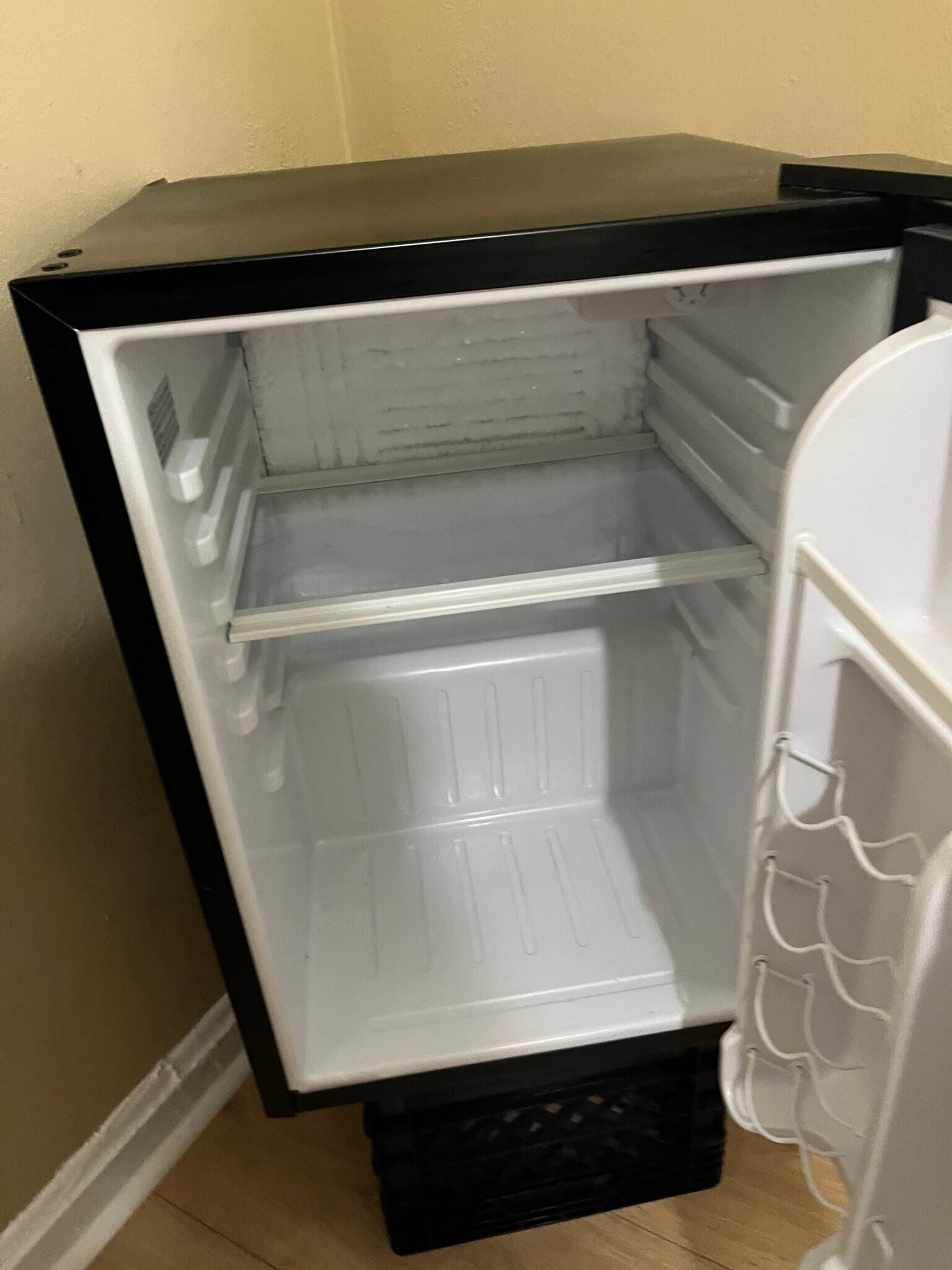 Building Photo - 1045 Ontario St