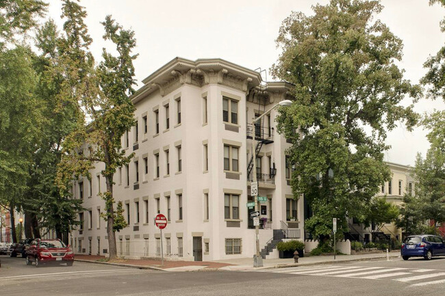 Building Photo - 1822 15th St NW