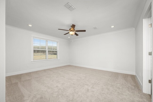 Building Photo - 2626 Unitas Dr