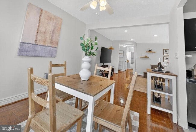 Building Photo - 1727 Massachusetts Ave NW